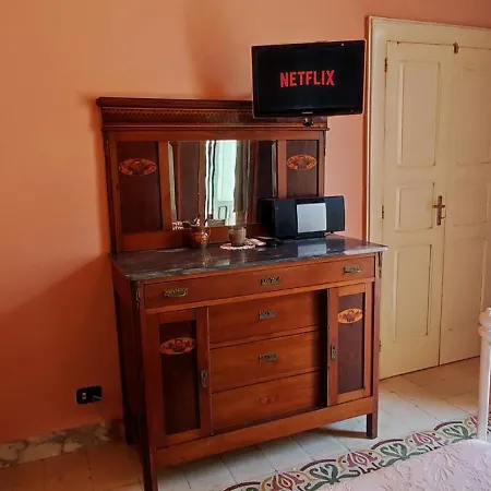Appartement A Due Passi Dal Centro Di - Terra E Luna Rossa Conversano