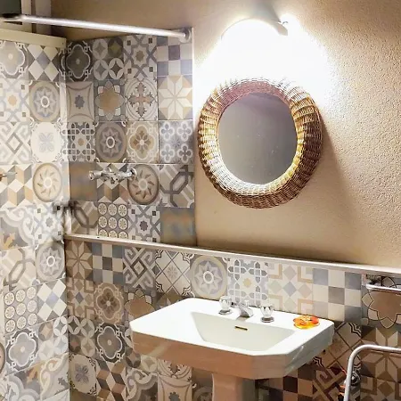 A Due Passi Dal Centro Di - Terra E Luna Rossa Apartment Conversano